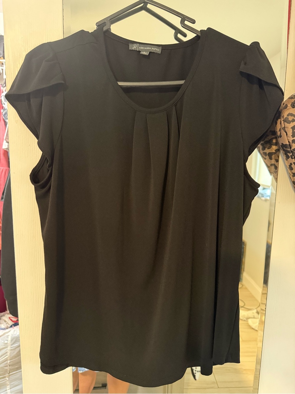 Adrianna Papell Black Short Sleeve Pleated Scoop Neck Blouse NWOT